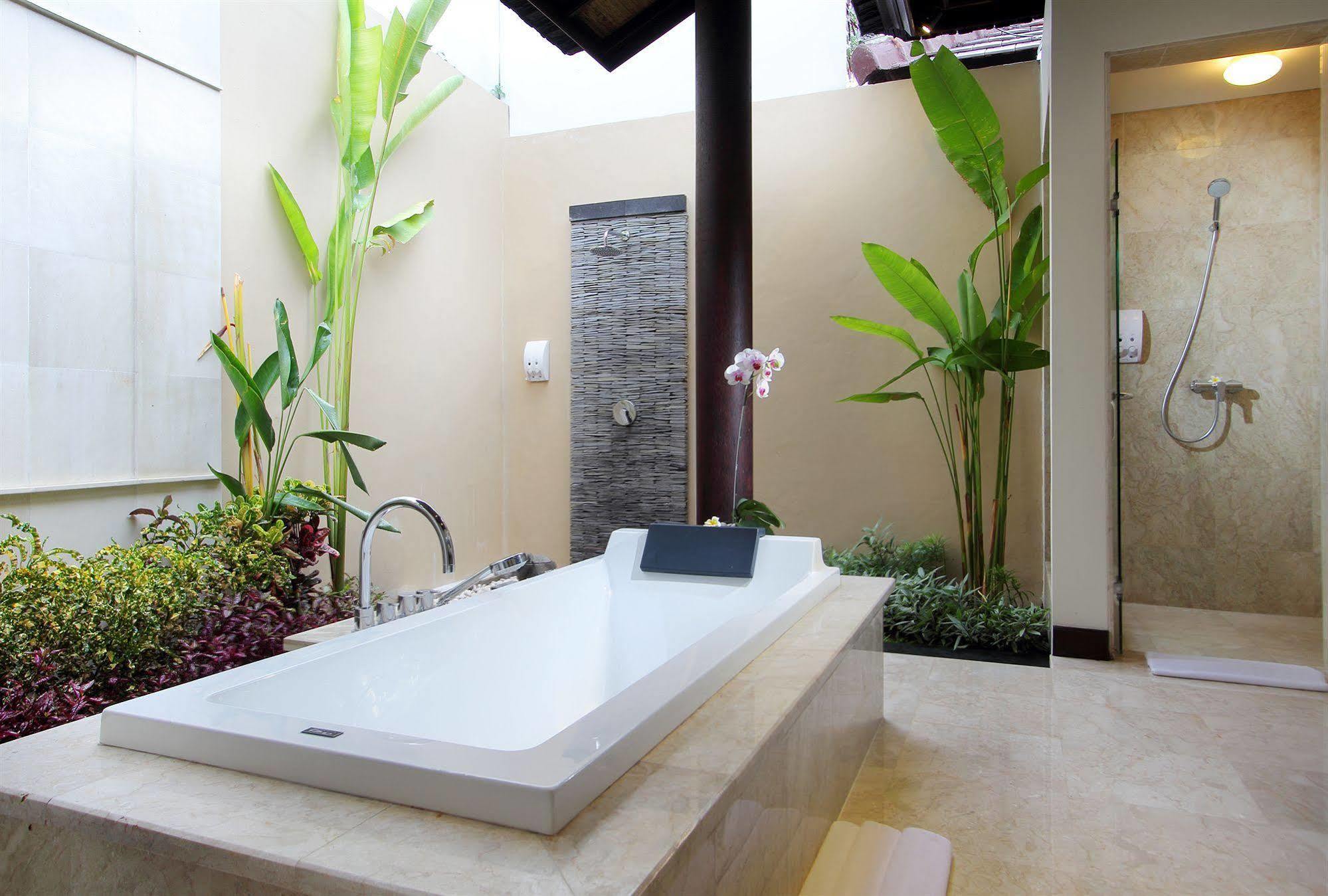 Rc Villas And Spa Bali Seminyak Exterior foto